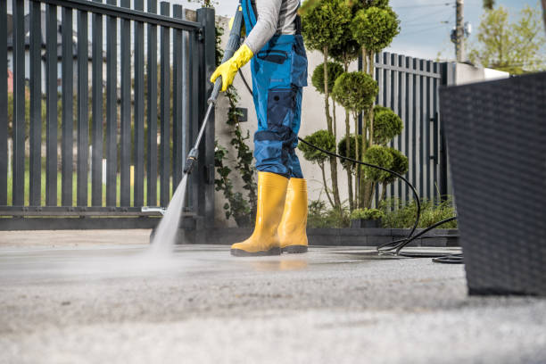 Post-Construction Pressure Washing in Rancho Alegre, TX
